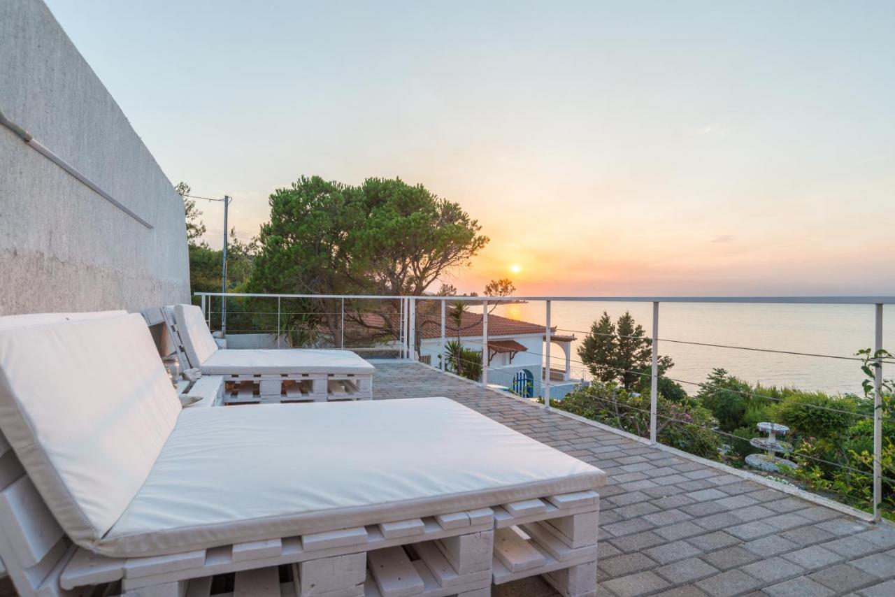 Epipleon Suites Ájoi Apósztoli Kültér fotó